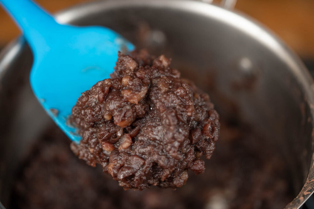 Chunky (tsubuan) red bean paste