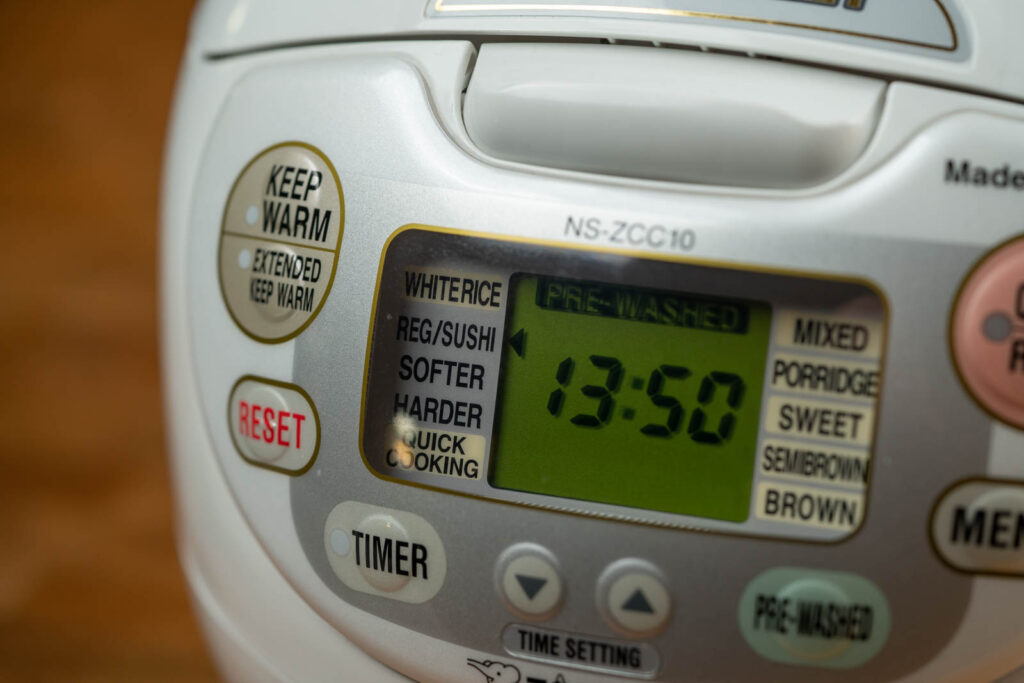 rice cooker buttons