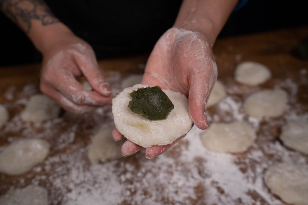 making daifuku mochi