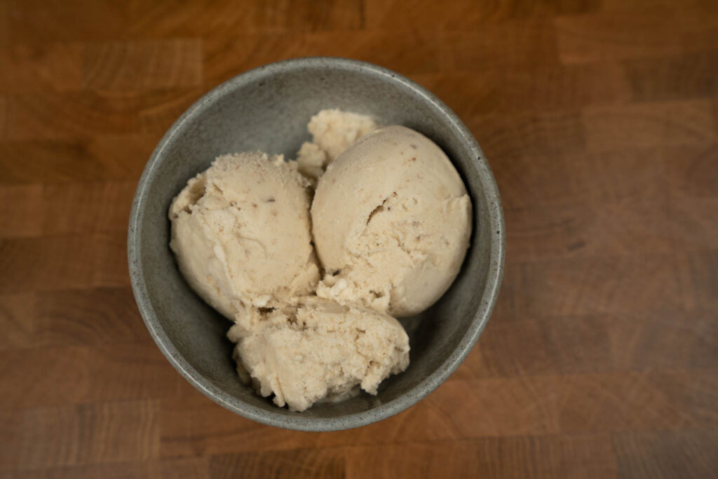 Pulverized (raw) Banana ice cream