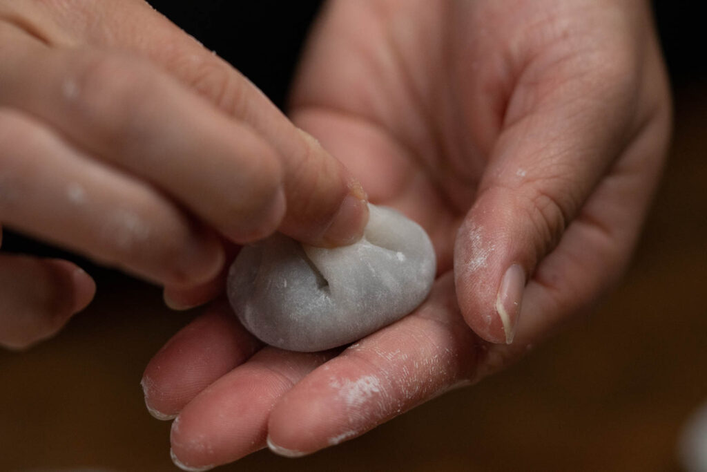 Making mochi