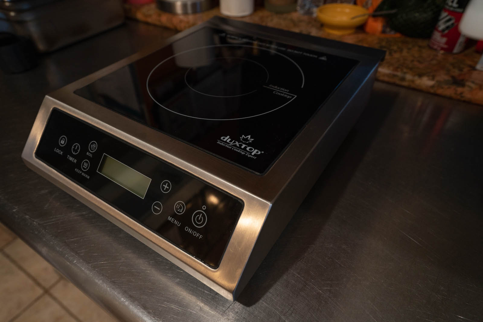 Duxtop Professional Portable Induction Cooktop