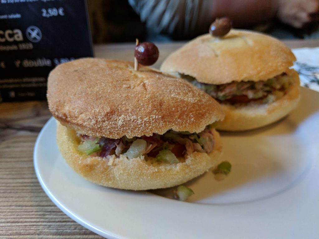 mini pan bagnat, Chez Pipo